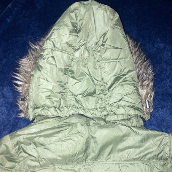 American Eagle Outfitters Olive Green winter coat, small, used - Picture 7 of 7
